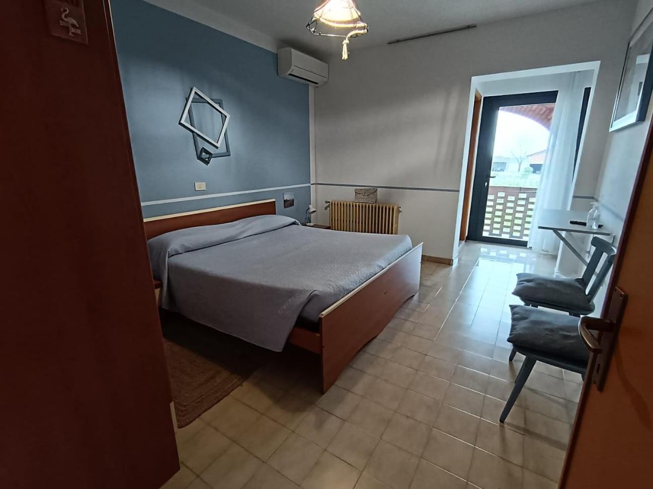 Brussa 340 Hotel Luaran gambar