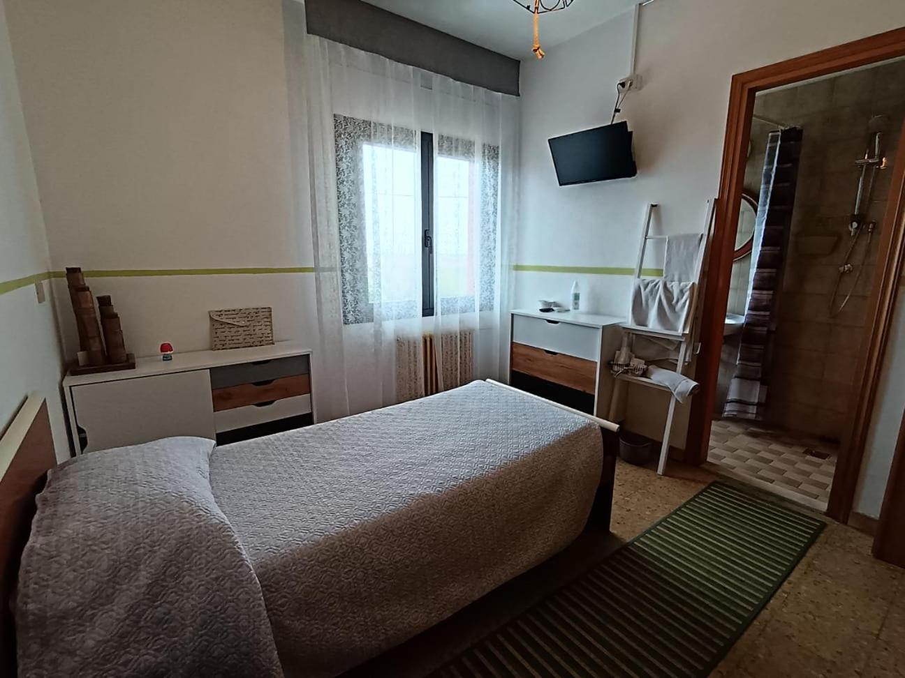 Brussa 340 Hotel Luaran gambar